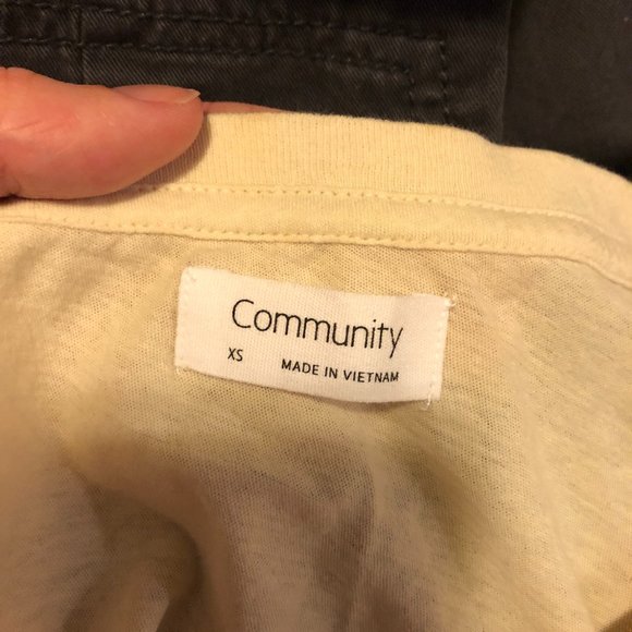 Community X Aritzia Sheer Yellow Crop Top NWOT - Picture 4 of 6